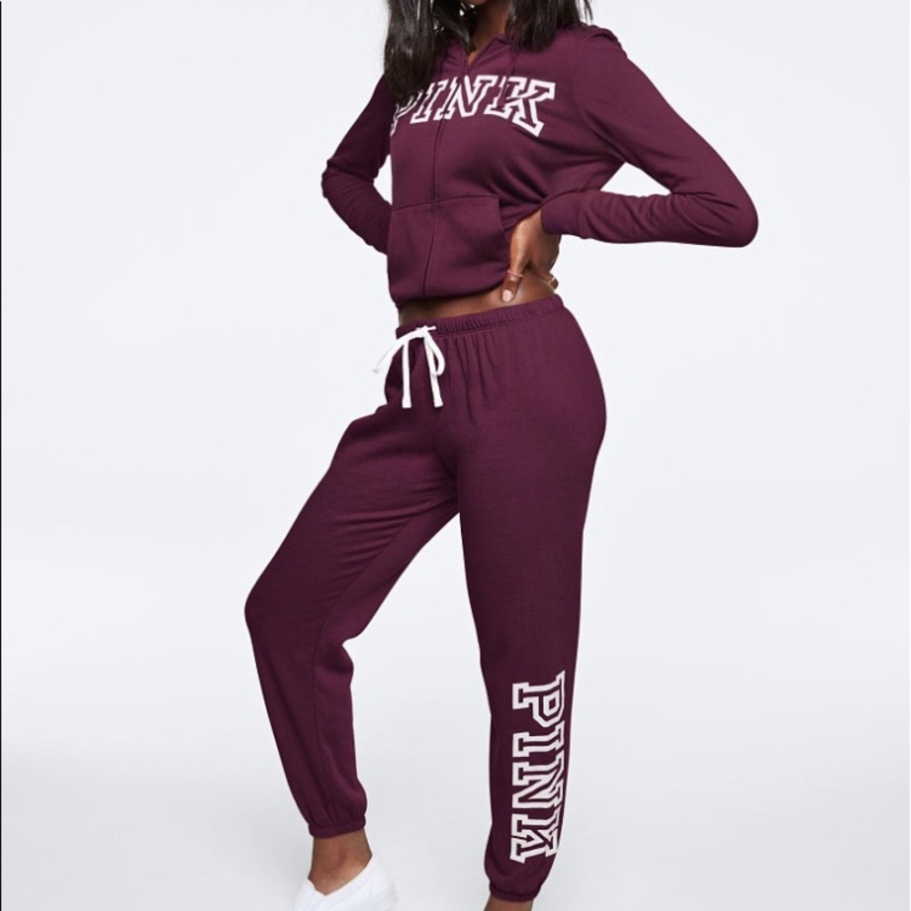 ❌ SOLD ❌ VS Pink Sweatpants